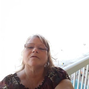 Meet your Posher, Sheila